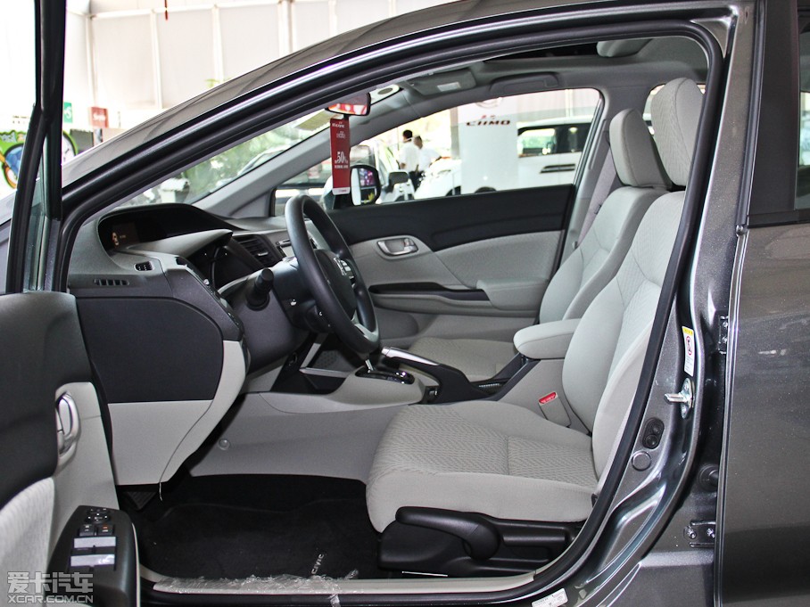 2014˼ 1.8L EXi Ԅ(dng)m