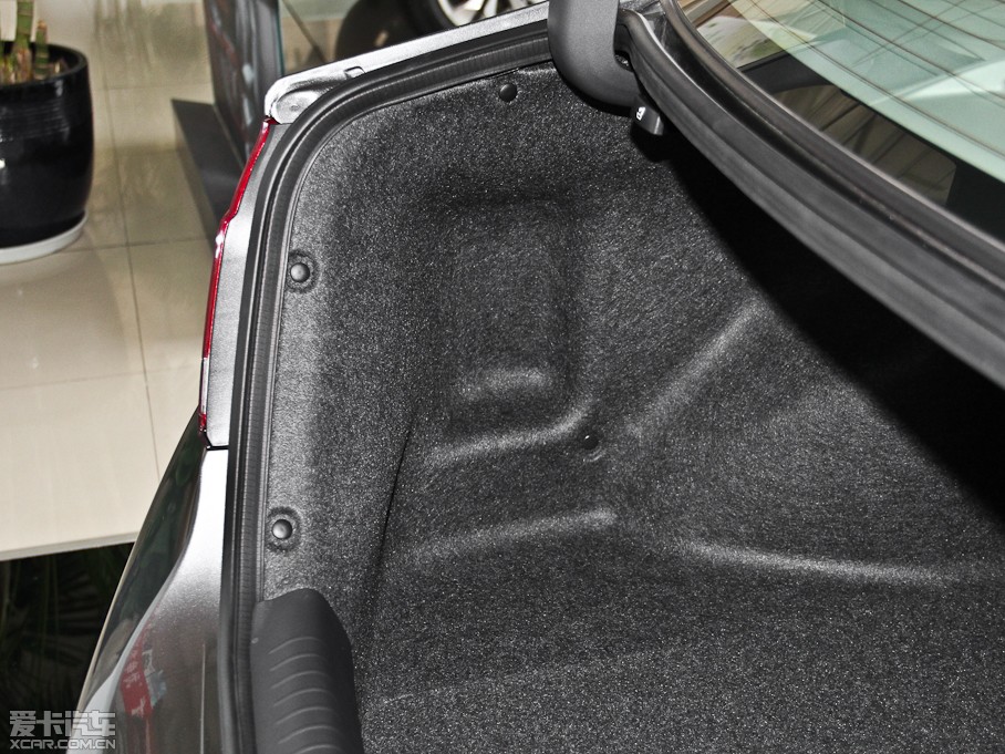 2014˼ 1.8L EXi Ԅ(dng)m