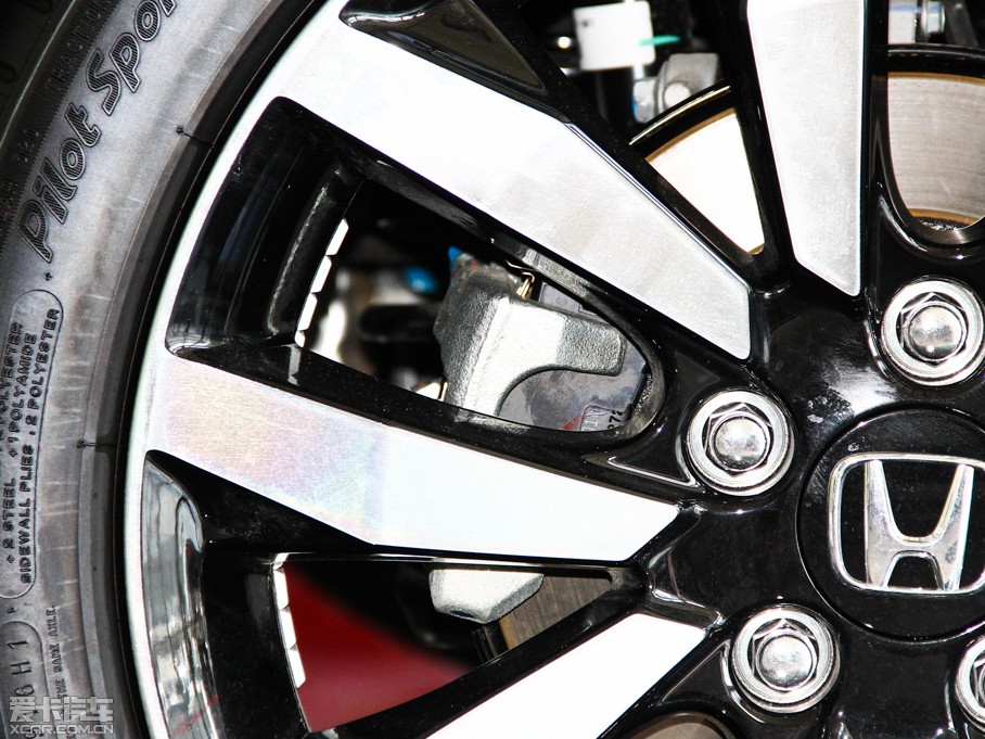 2014˼ 1.8L VTi ԄӺA