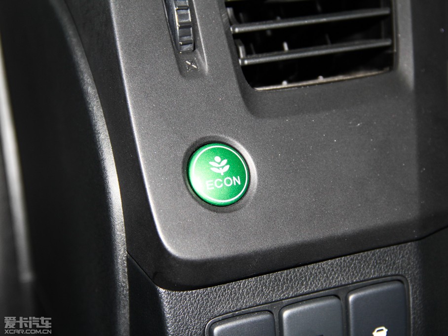 2014˼ 1.8L VTi ԄӺA