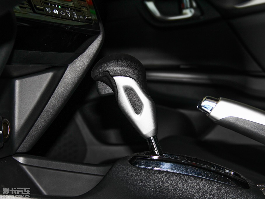 2014˼ 1.8L VTi ԄӺA