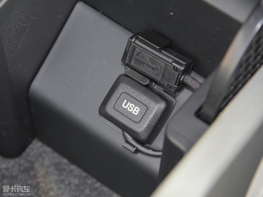 2014˼ 1.8L LXi քӽ