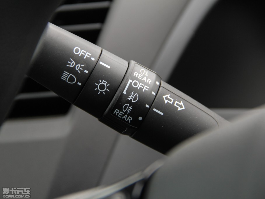 2014˼ 1.8L EXi ք(dng)m