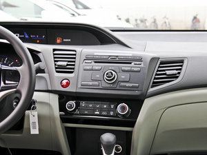 20141.8L LXi Ԅӽ п_