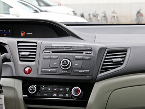 20141.8L LXi Ԅӽ {L