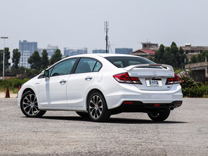 2014款2.4L 手动Si 左后45度