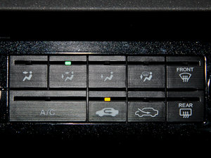 20141.8L EXi Ԅ(dng)m п؅^(q)