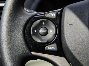 2014款1.8L LXi 手动经典版 中控区