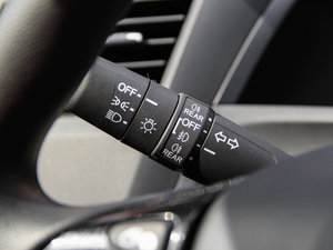 2014款1.8L LXi 手动经典版 中控区