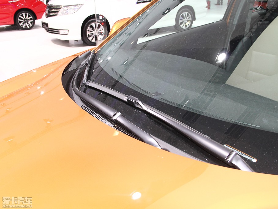 2015���XR-V 1.8L CVT ���A��