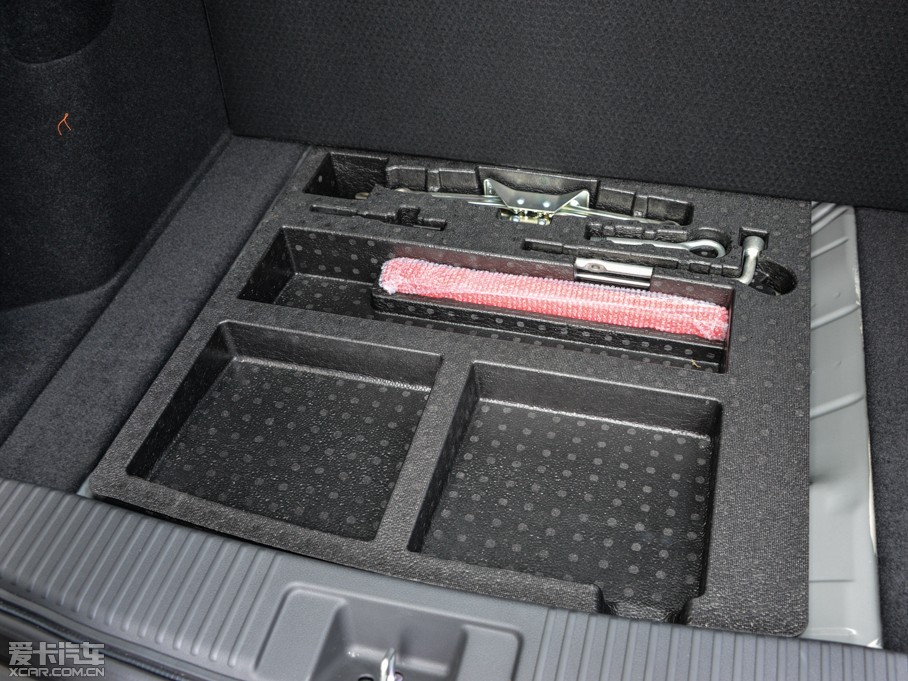 2015���XR-V 1.8L CVT ���m��