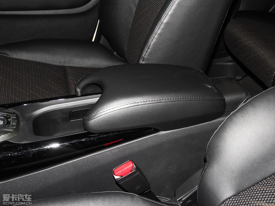 2015XR-V 1.8L CVT m