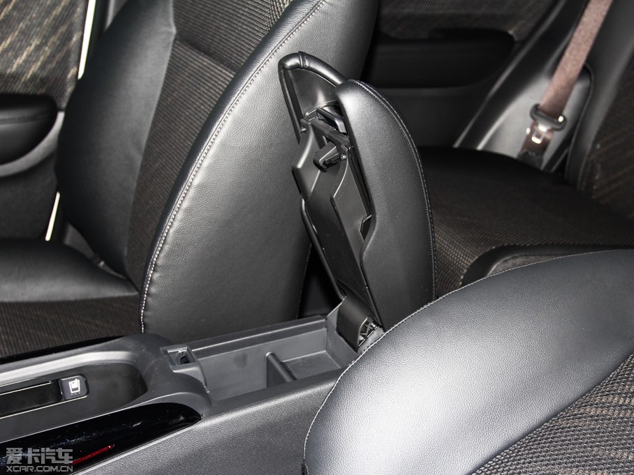 2015XR-V 1.8L CVT m