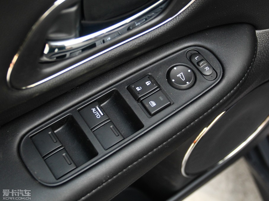 2015XR-V 1.8L CVT A