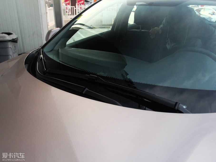 2015���XR-V 1.8L CVT ���A��