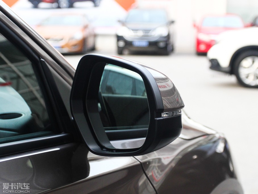 2015���XR-V 1.8L CVT ���A��