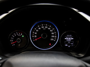 20151.8L CVT A п؅^