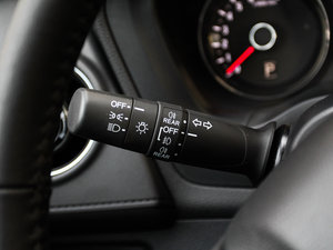 20151.8L CVT A п؅^