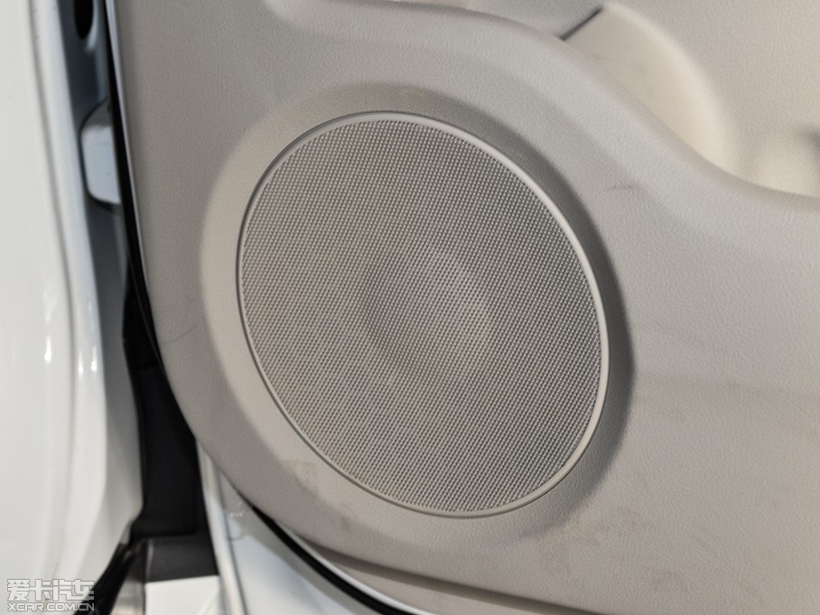 2015����� 2.4L VTi-S ���F��