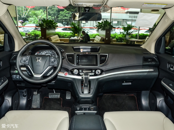 東風本田2015款本田CR-V