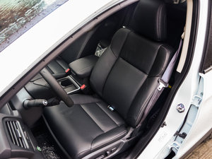2015款2.4L 四驱尊贵版 主驾驶座椅