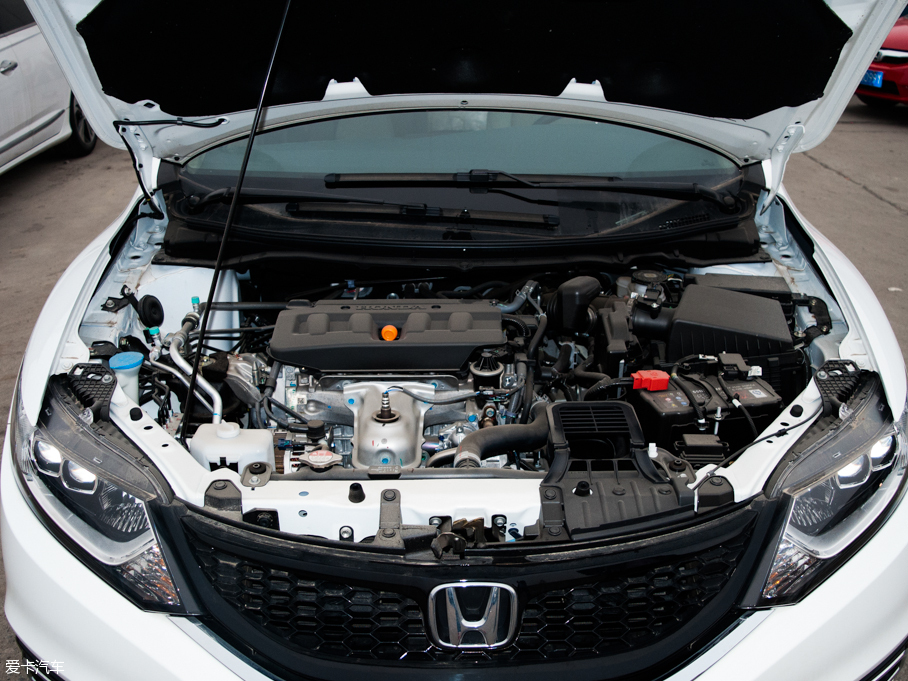 東風本田2016款杰德