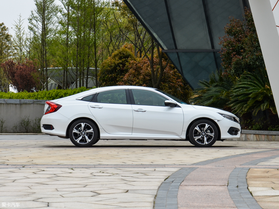 2016��˼�� 220TURBO �Ԅ���ҫ��