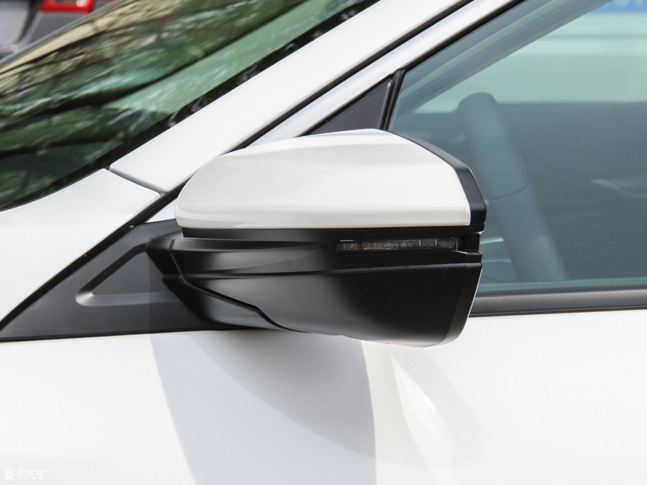 2016˼ 220TURBO Ԅҫ