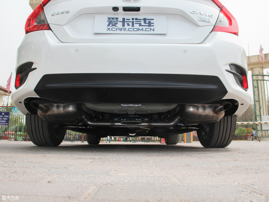 2016˼ 220TURBO Ԅҫ