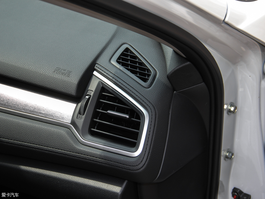 2016˼ 220TURBO Ԅҫ