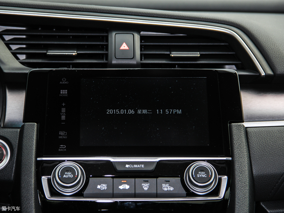 2016˼ 220TURBO Ԅ(dng)ҫ