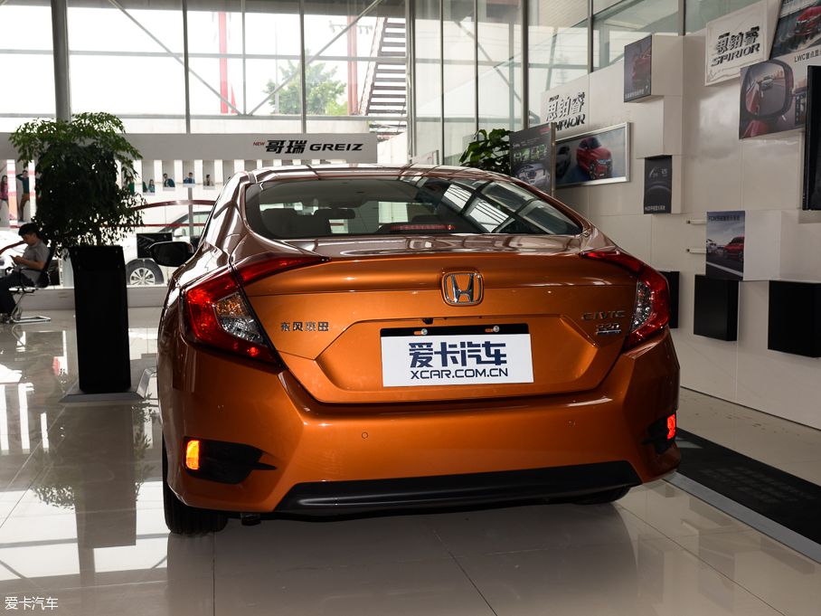 2016˼ 220TURBO Ԅҫ