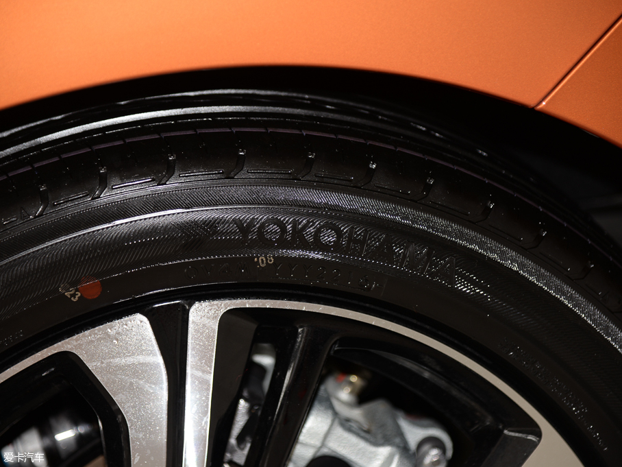 2016˼ 220TURBO Ԅҫ