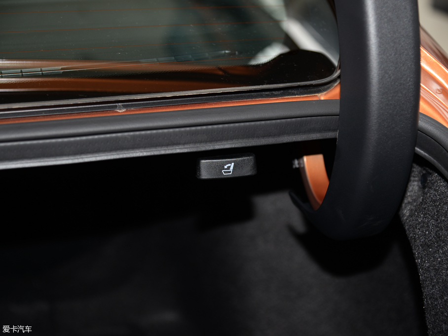 2016˼ 220TURBO Ԅҫ