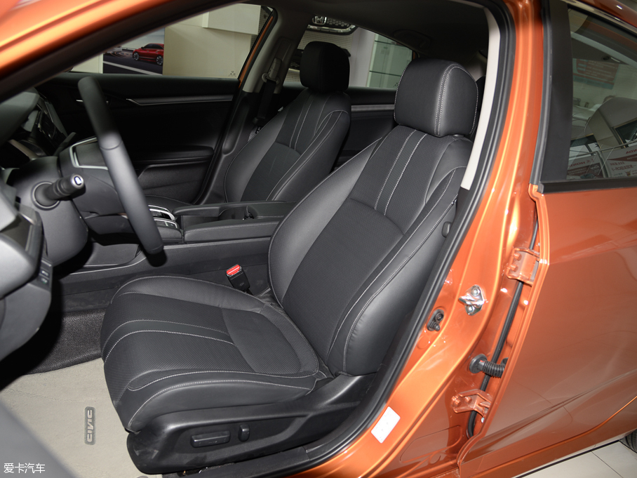 2016˼ 220TURBO Ԅ(dng)ҫ