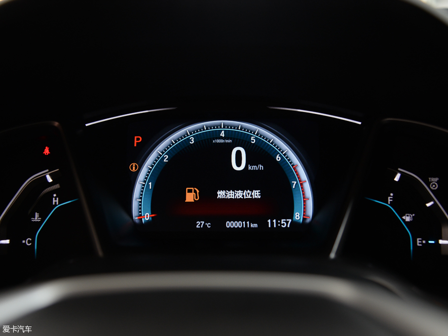 2016˼ 220TURBO Ԅҫ