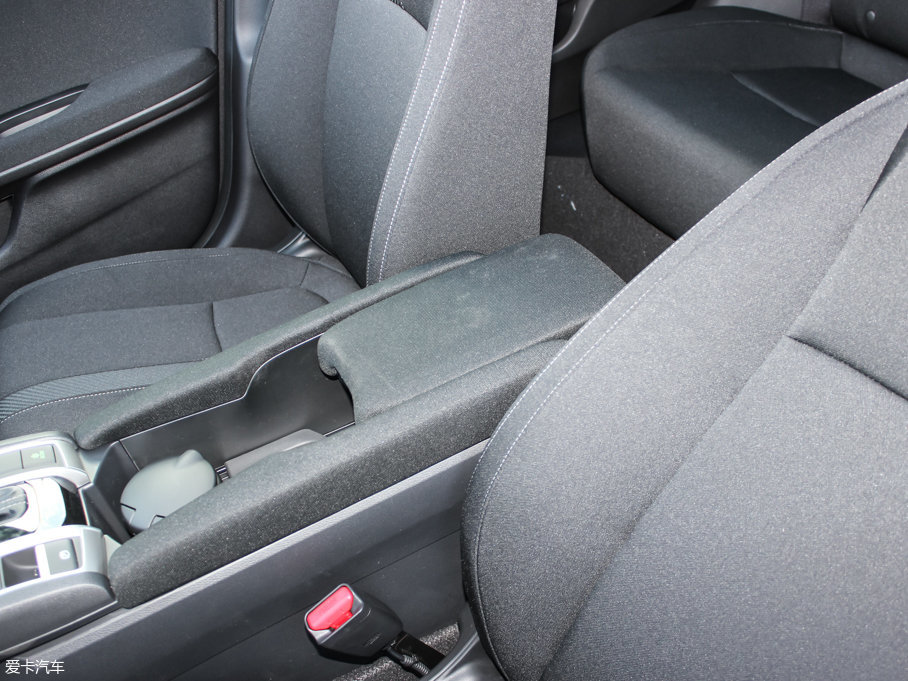 2016˼ 220TURBO ԄӺA