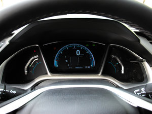 2016款220TURBO 自动尊耀版 仪表