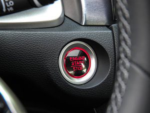 2016款220TURBO 自动尊耀版 中控区