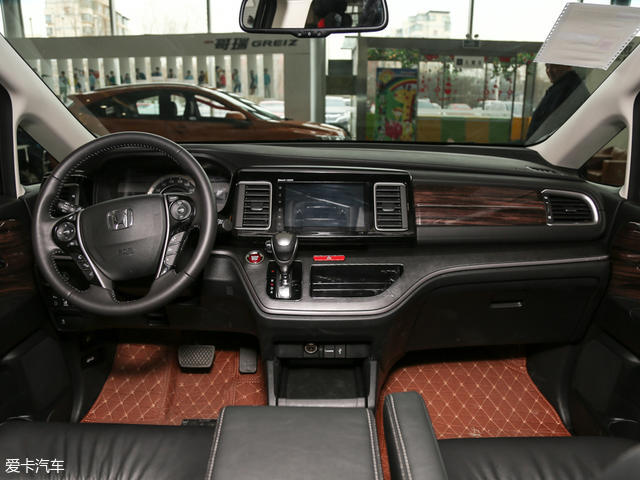 東風(fēng)本田2016款艾力紳