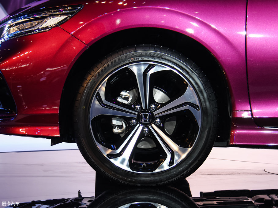 2017ܵ 210TURBO CVTA 6