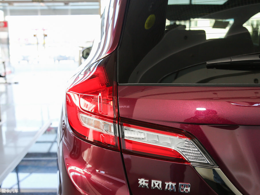 2017ܵ 210TURBO CVTA 6