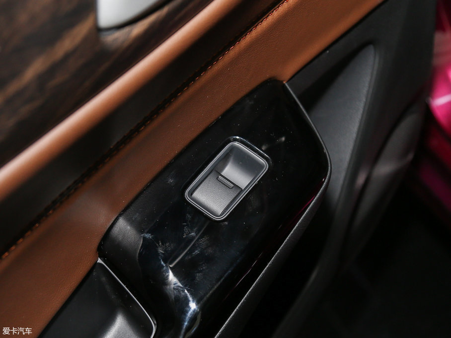 2017ܵ 210TURBO CVTA 6