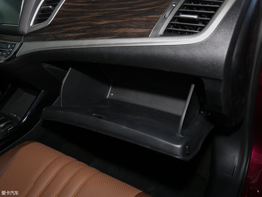 2017ܵ 210TURBO CVTA 6