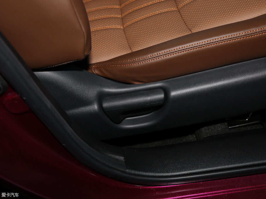 2017ܵ 210TURBO CVTA 6