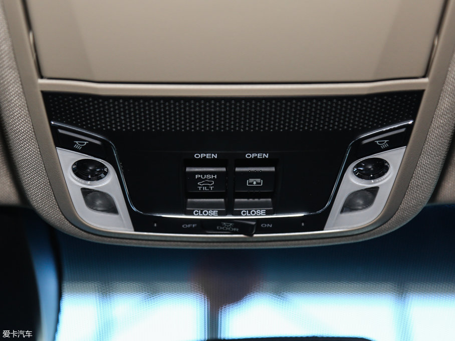 2017ܵ 210TURBO CVTA 6