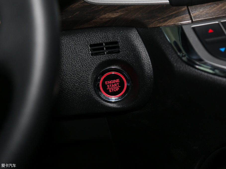 2017ܵ 210TURBO CVTA 6