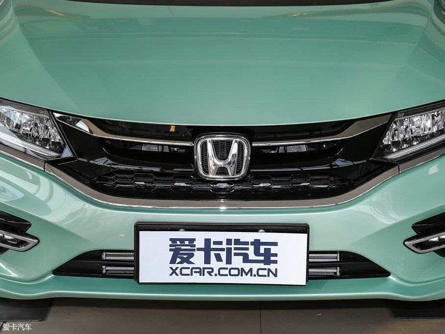 2017ܵ 210TURBO CVTA 5