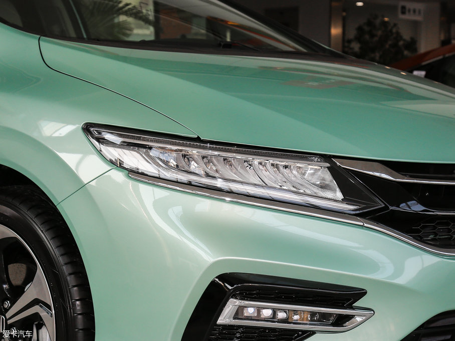 2017ܵ 210TURBO CVTA 5