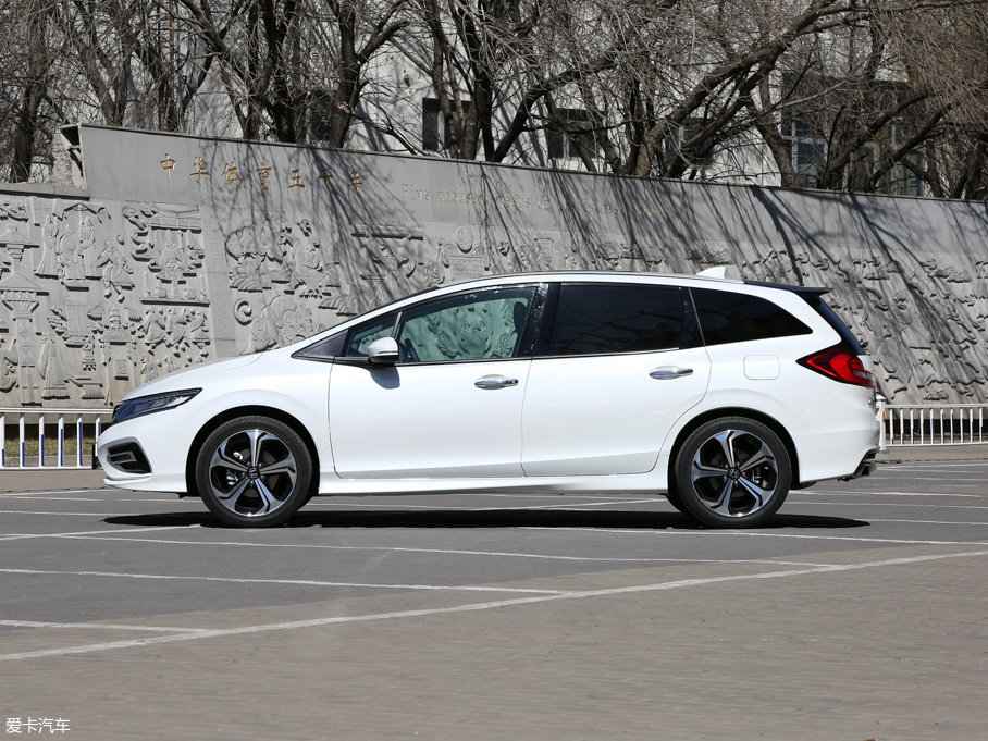 2017ܵ 210TURBO CVTA 5